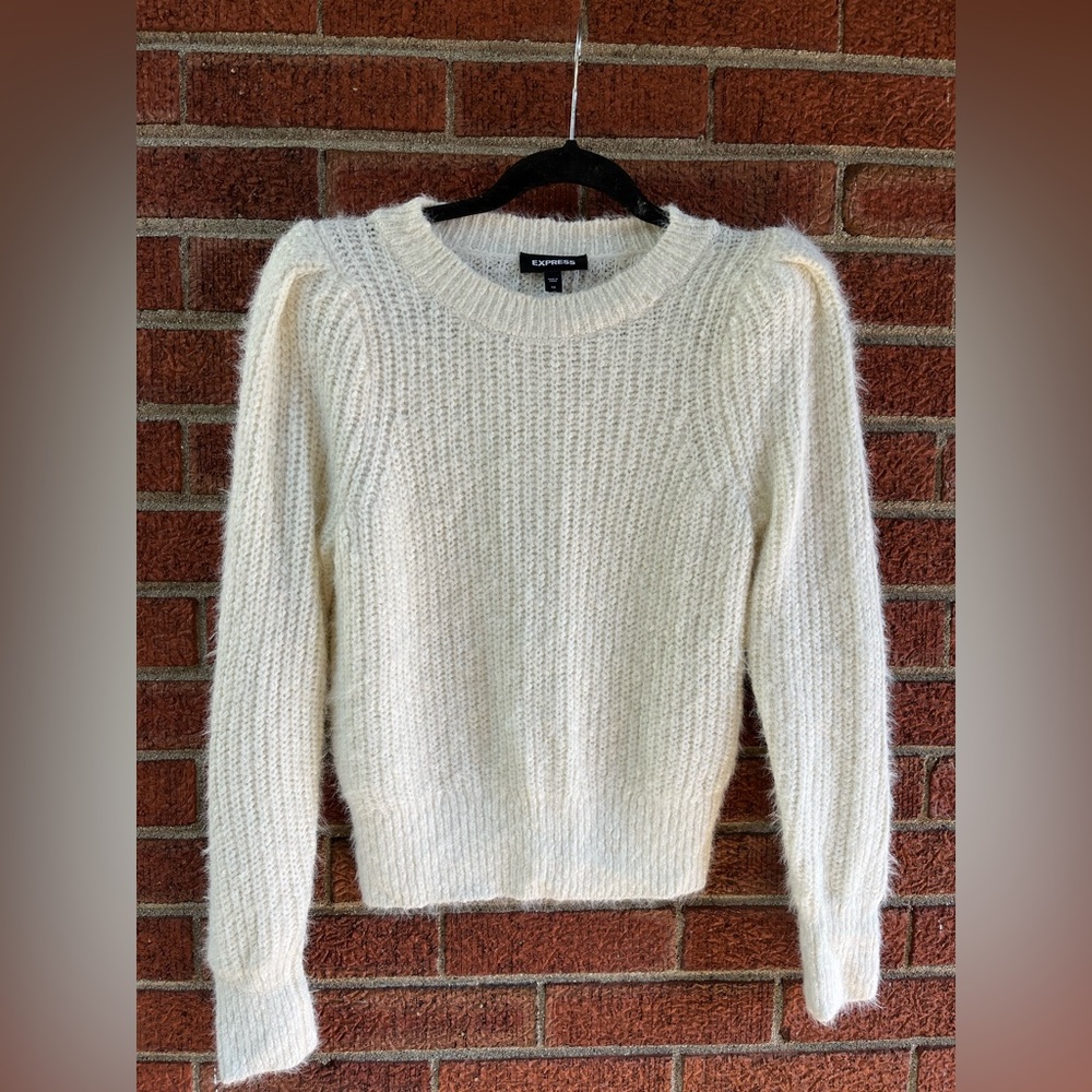 Express Cream Sweater with shoulder pads XS